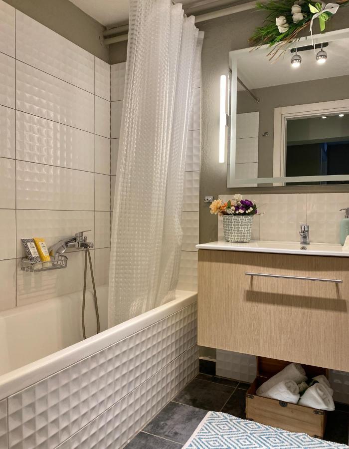 Paneon Apartments Nea Iraklitsa Buitenkant foto